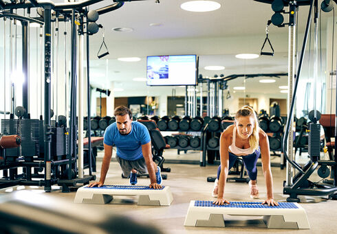 The Lakeside-GYM at the Atoll Achensee in Maurach features top modern fitness equipment. 