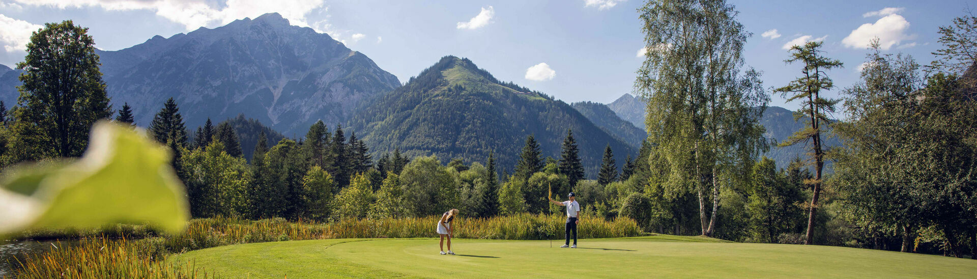 Eine spektakuläre Kulisse prägt das Bild des Golf- und Landclubs Achensee in Pertisau und macht Golfen in der Region zu einem Highlight.
