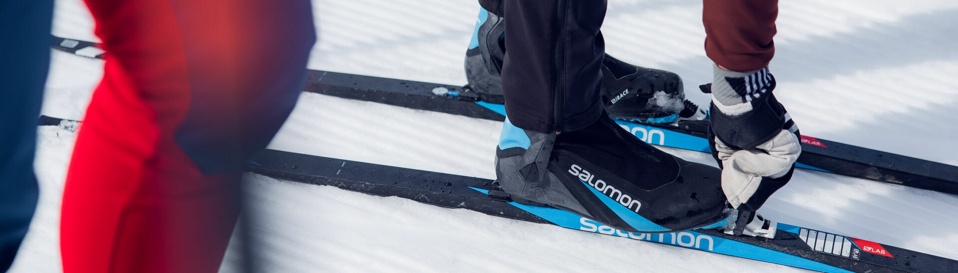 Zu einem perfekten Langlauftag gehört auch die passende Ausrüstung.