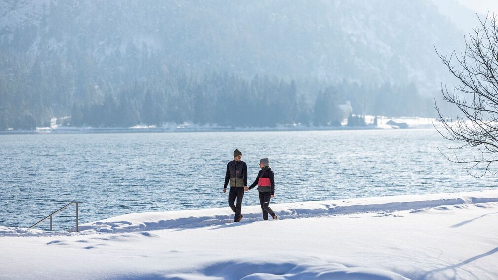 am Beginn der Winterwanderung ins Oberautal in Achenkirch