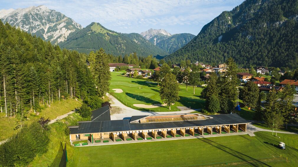 Herbst am Golfplatz in Pertisau - Blick in Richtung Falzthurntal