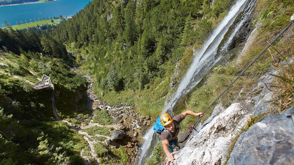 Dalfaz Alm mit Ausblick aufs Karwendel