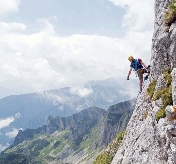 Der Klettersteig am Hochiss ist der letzte der 5 Steige und mit 2.299 Metern der höchste Gipfel im Rofangebirge.