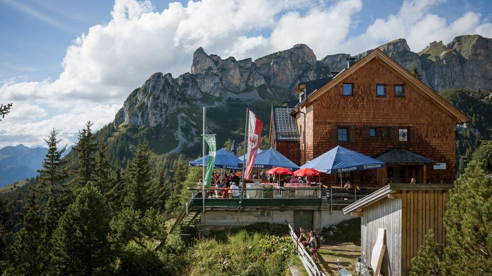 Eagle Walk Stage: 07