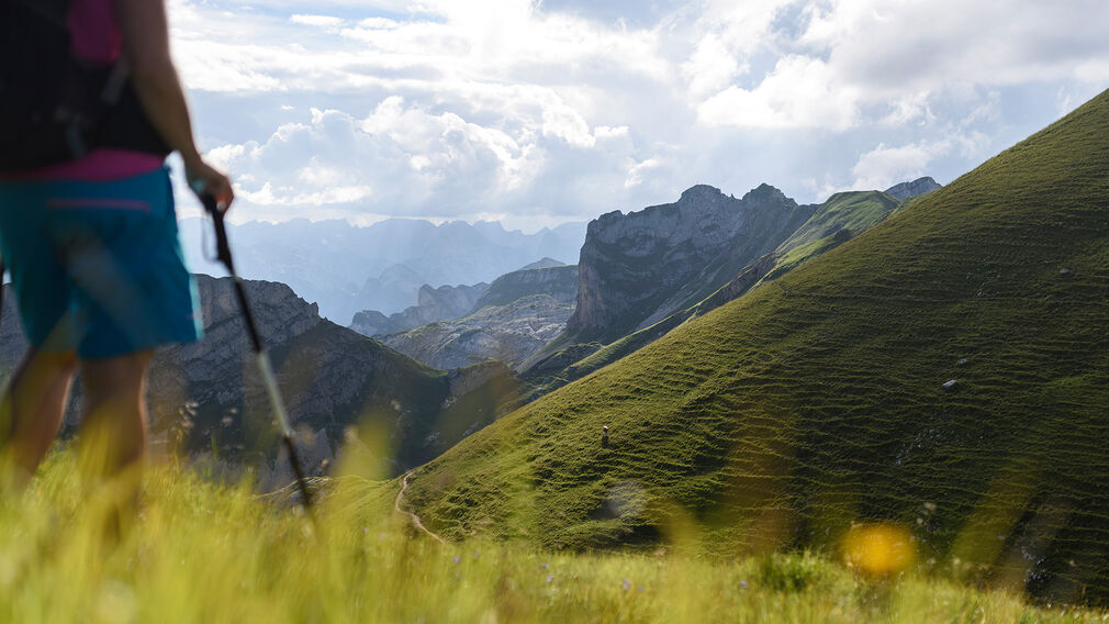im Rofan vor Sagzahn und Schafsteigsattel mit Blick auf Rotspitz und Rosskopf