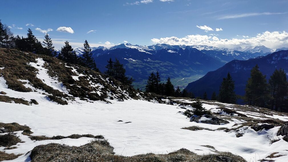die Astenau Alpe mit großer Terrasse