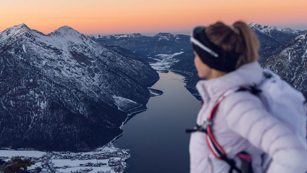 die Skitour zum Bärenkopf bietet atemberaubende Ausblicke zum Achensee und die Bergwelt rundherum