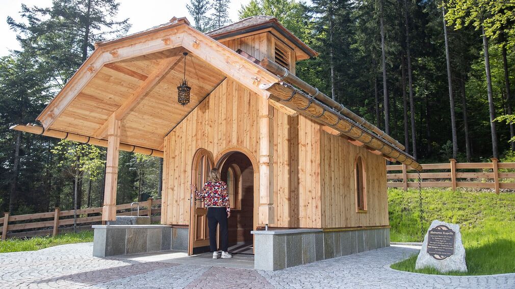 Von der Kapelle aus hat man einen wunderschönen Blick auf den Achensee.