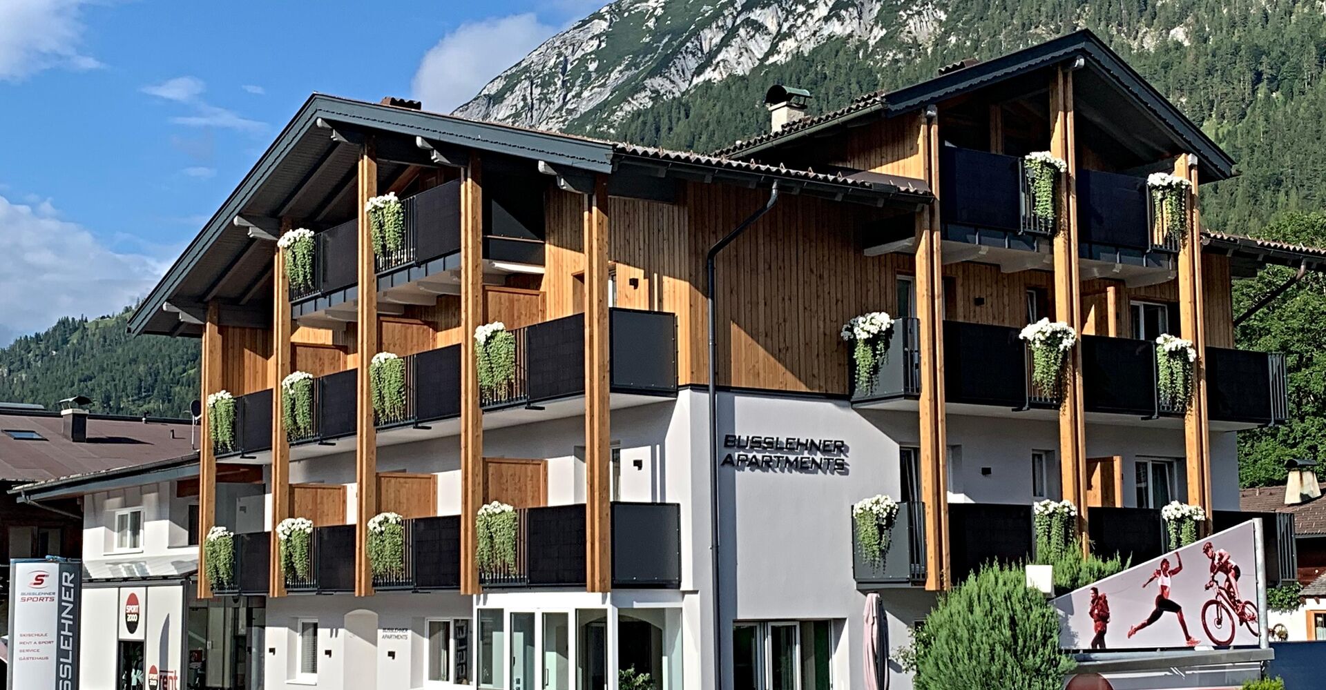 Hausansicht 2024 bef