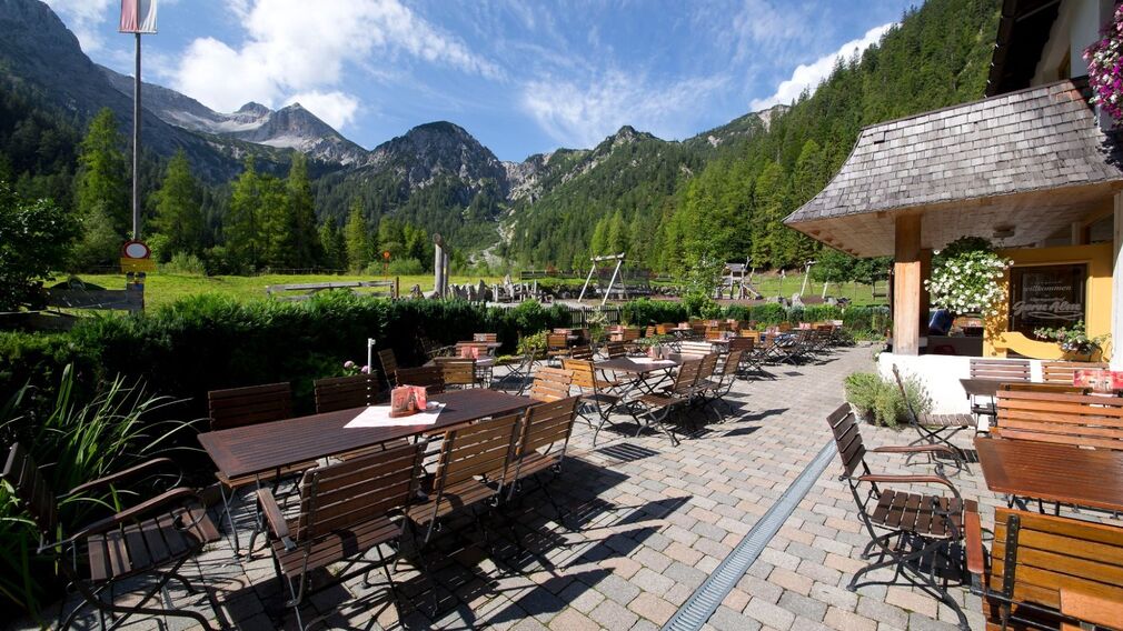 Gern Alm at the end of the Gerntal valley