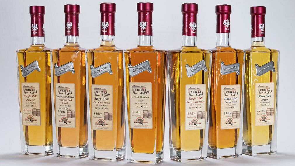 Eine besondere Kreation der Edelbrennerei Kostenzer ist der Whisky Alpin.