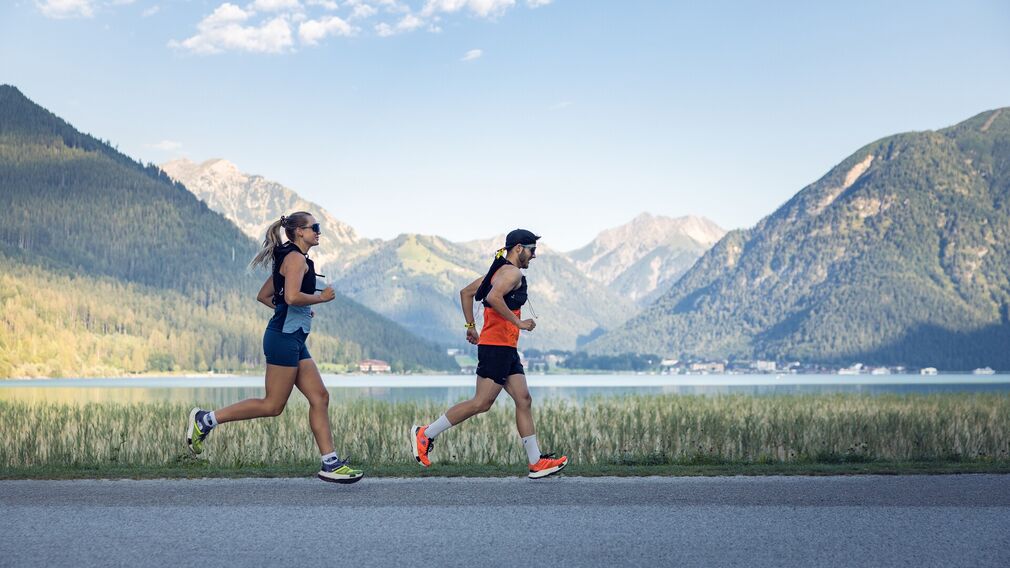 running along the lake promenade in Pertisau