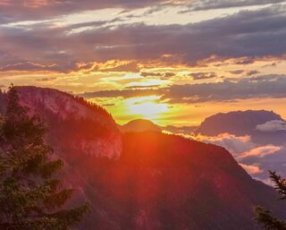 Sonnenaufgangstour zur Astenau Alpe