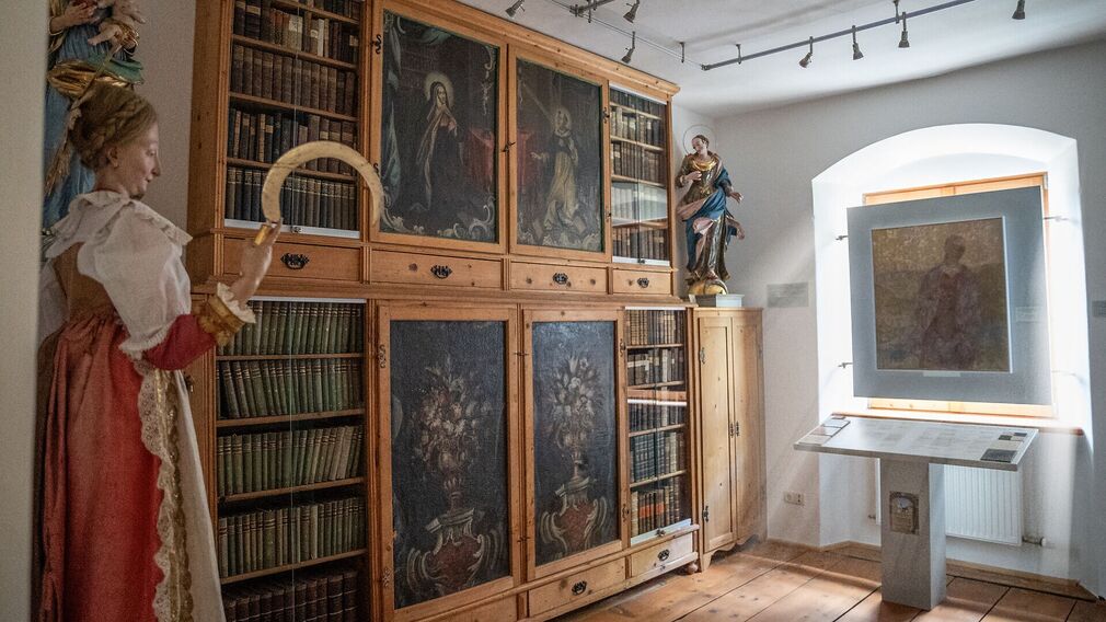 700 Jahre St. Notburga - Raum 6 im Notburga Museum