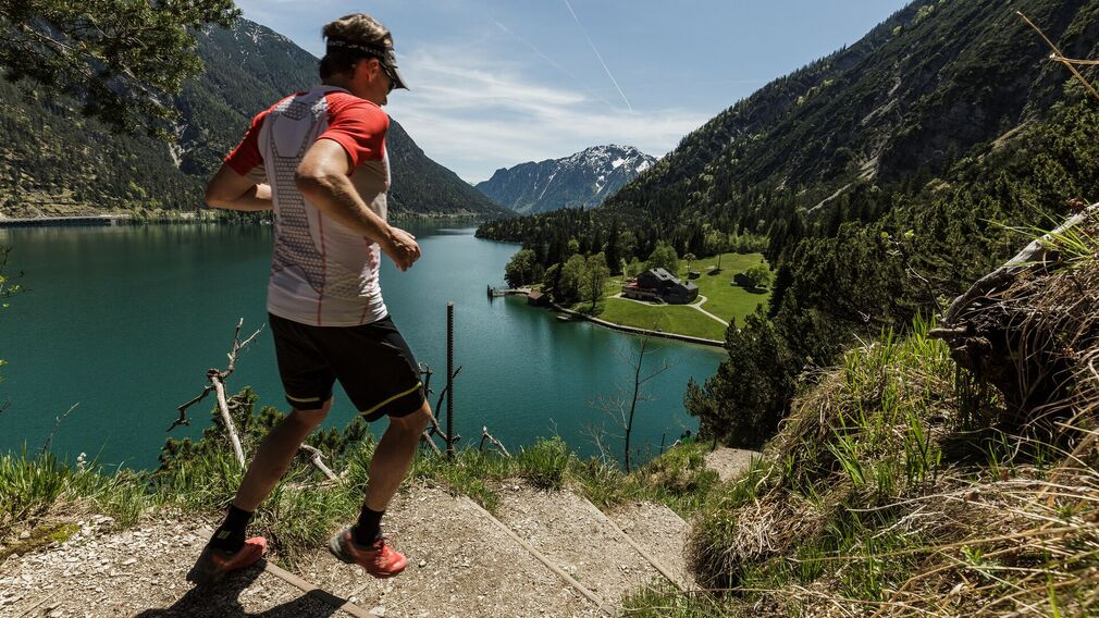 running along the lake promenade in Pertisau