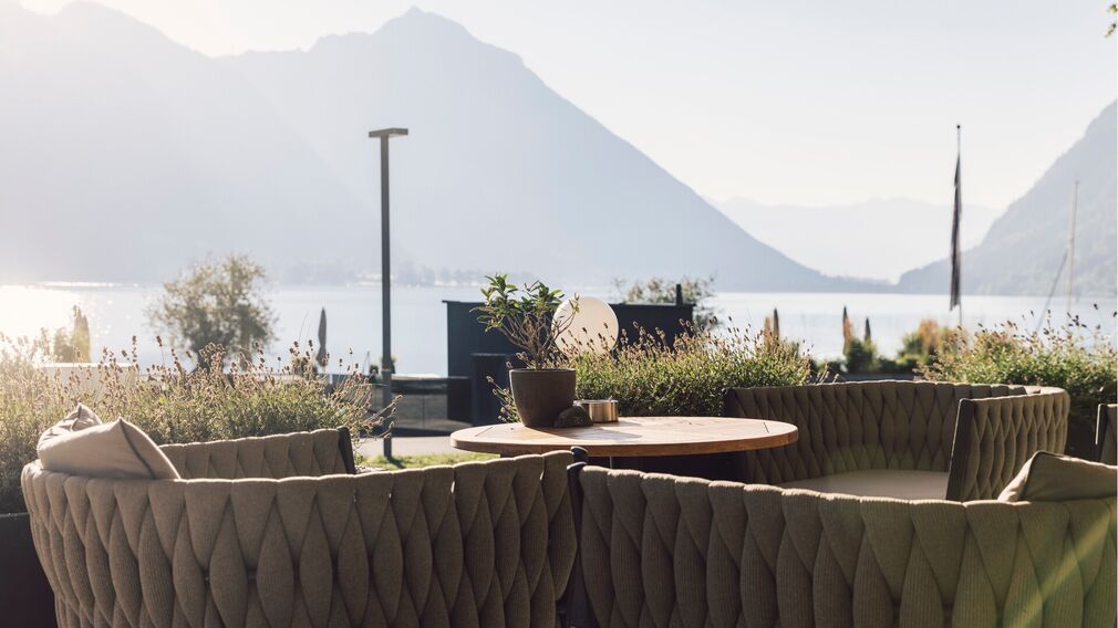 Terrasse mit Seeblick