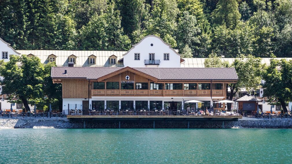 Scholastika SeeRestaurant mit großer Terrasse
