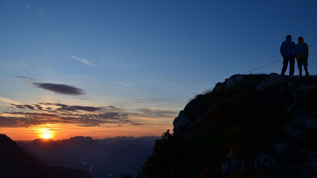 Sonnenaufgang - am Weg zur Astenau Alpe