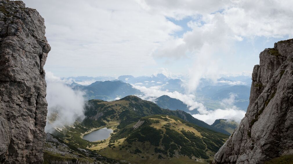 Maurach a. A., Brandenberger Alpen, Rofan, Blick von Schafsattel Schafsteig auf Zireiner, Adlerweg Etappe 07_Tirol Werbung_Schwarz Jens_Maurach am Achensee.jpg