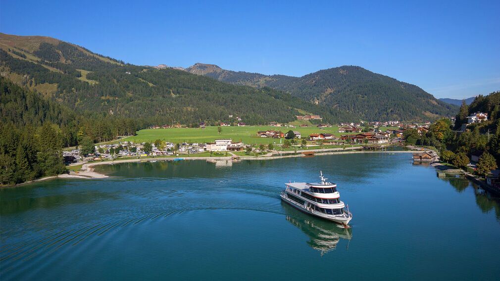 MS Stadt Innsbruck legt an in Achenkirch 