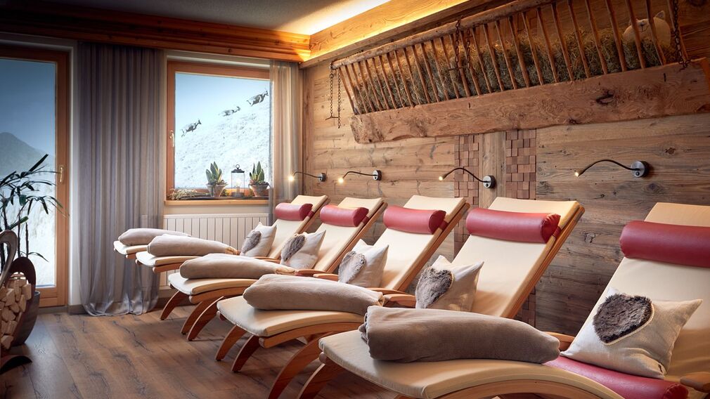 Hotel Central - Außenansicht im Sommer