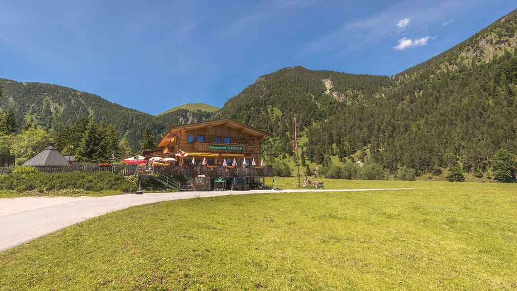 Gern Alm am Talschluss des Gerntals