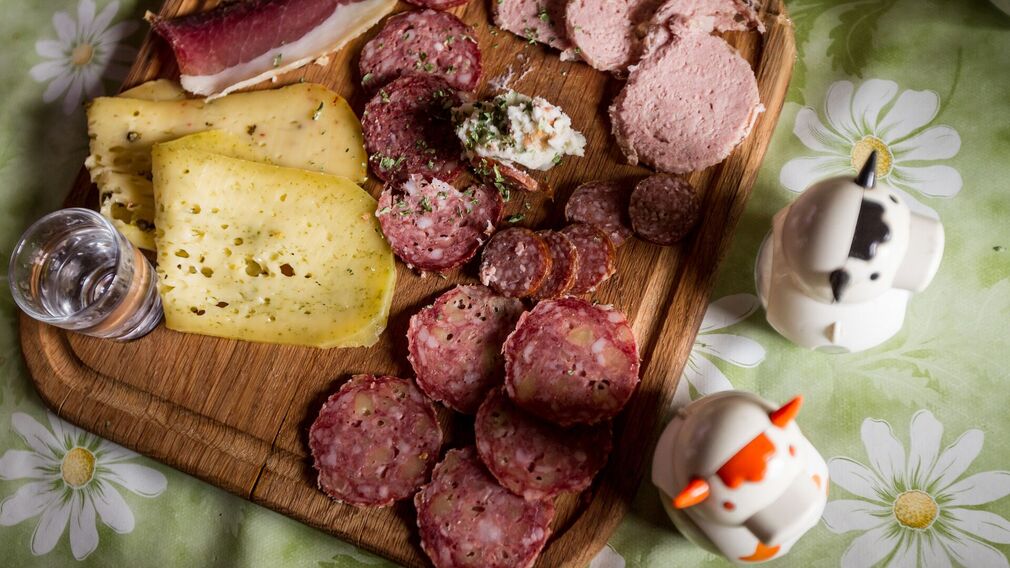 im Hintergrund die Blaubergalm