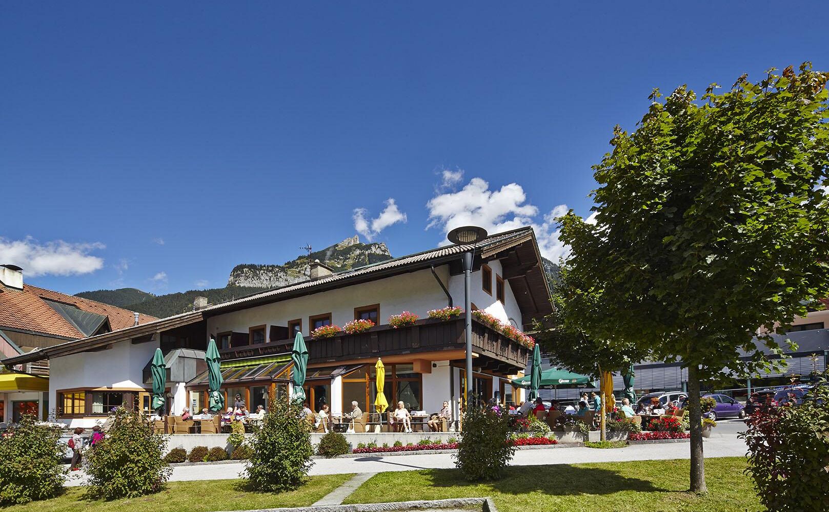 Nebenhaus Hotel Klingler - Außenansicht im Sommer
