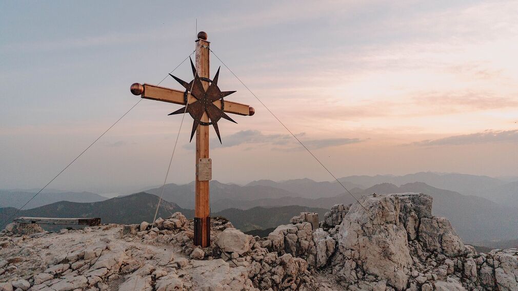 view to the two summits of the Guffert