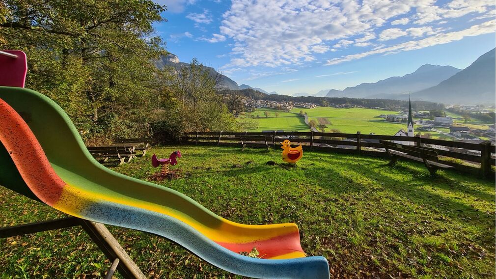 Spielplatz Mandlbödele - ein Platz mit Aussicht