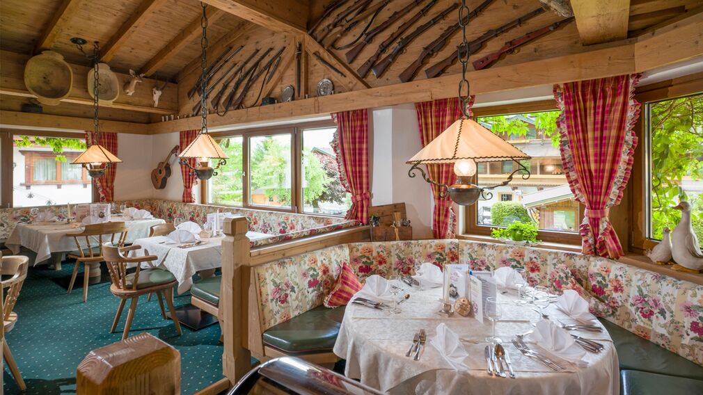 die Gaststube im Rotspitz