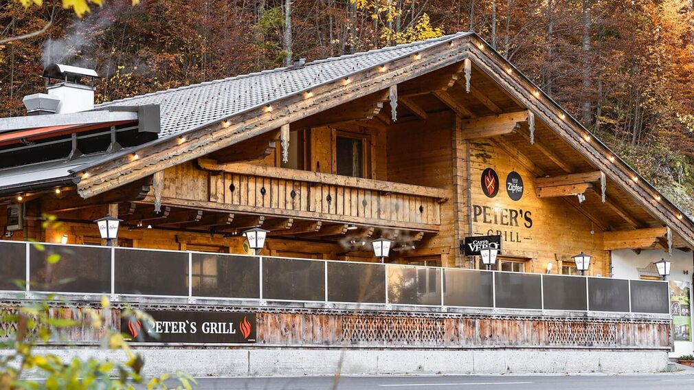Peter's Grill - an der Straße Richtung Pertisau gelegen - kurz vor Seespitz