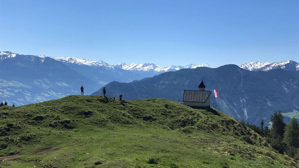 die Astenau Alpe mit großer Terrasse