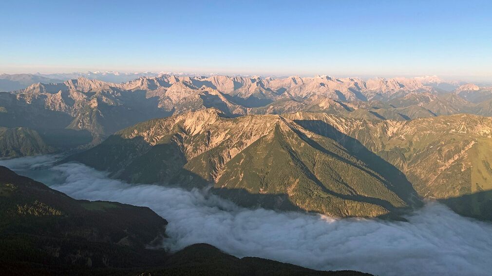 urige Pasillalm unterhalb des Seeberg Gipfels