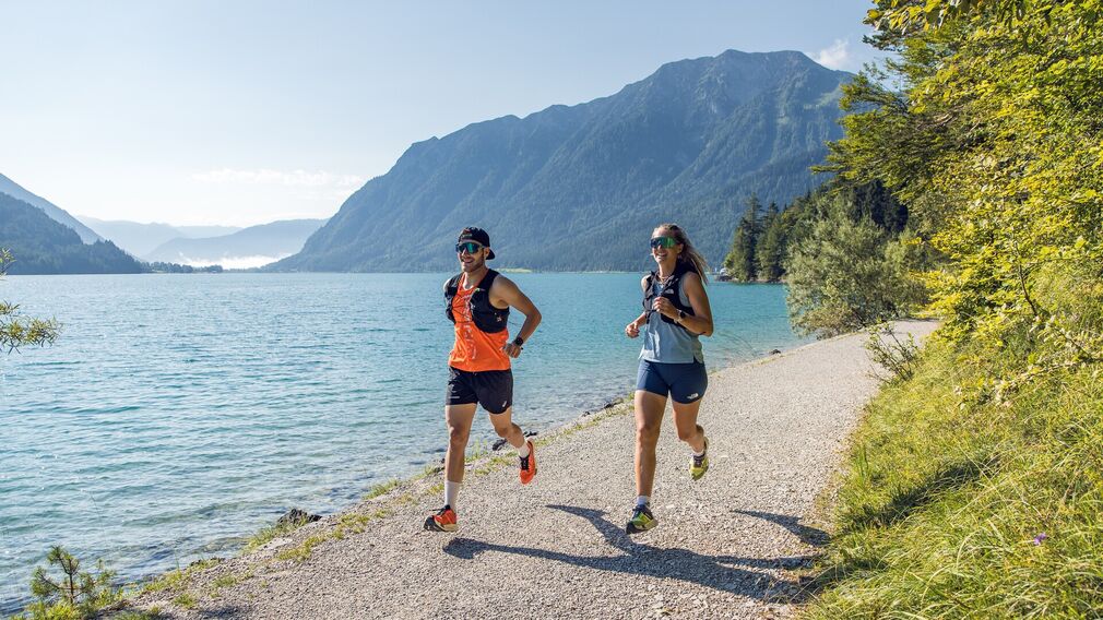 running along the lake promenade in Pertisau