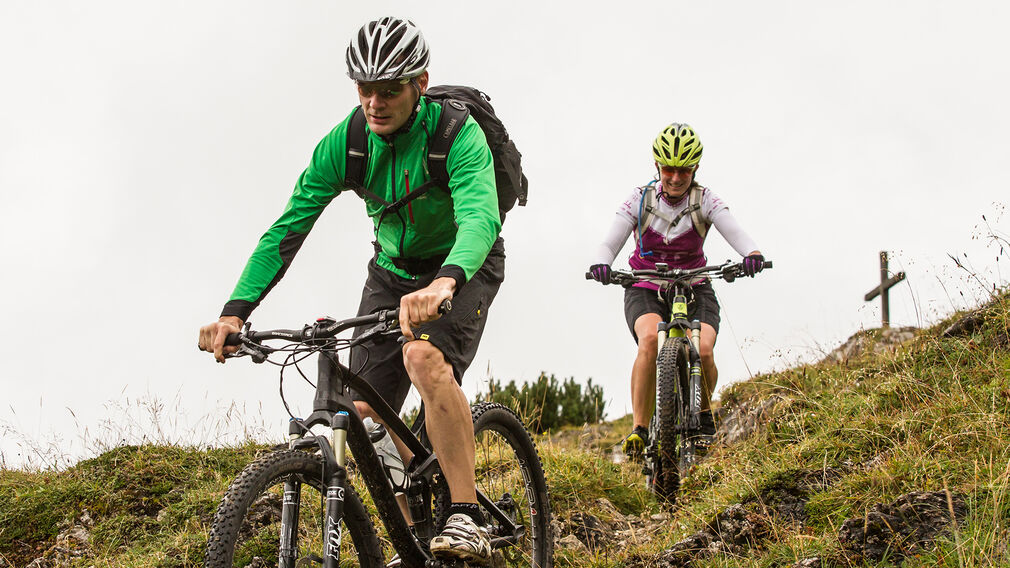 im Hintergrund die Blaubergalm