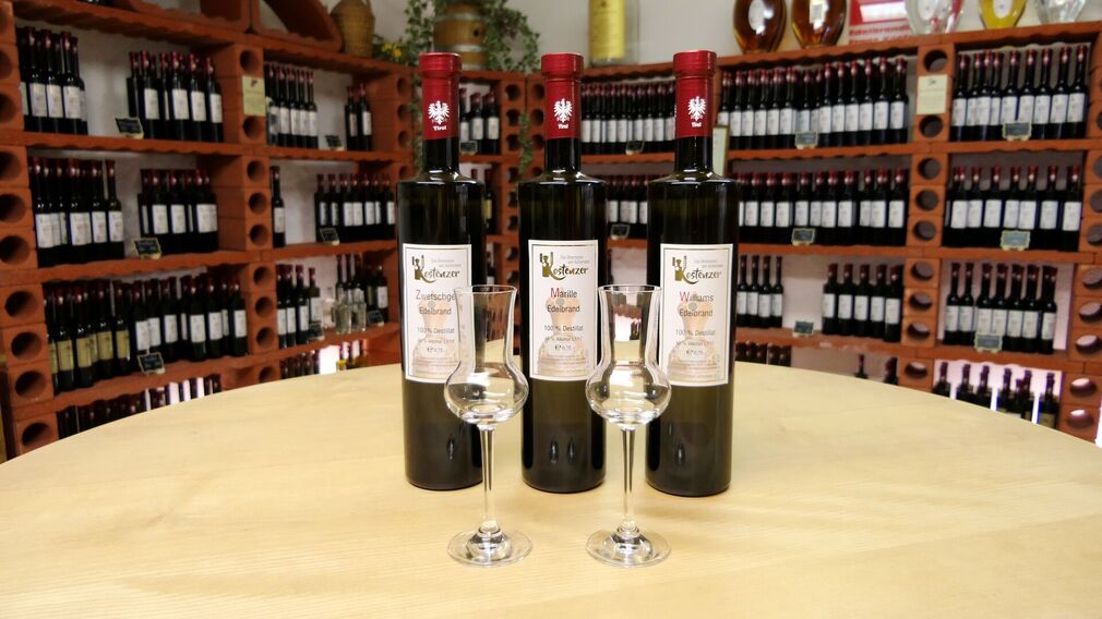 Eine besondere Kreation der Edelbrennerei Kostenzer ist der Whisky Alpin.