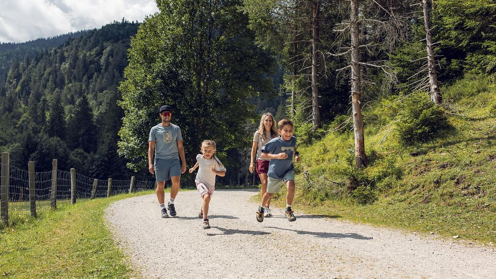 On the way to the Oberautal valley in Achenkirch.