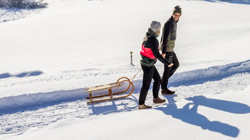 Symbol photo – tobogganing at Lake Achensee