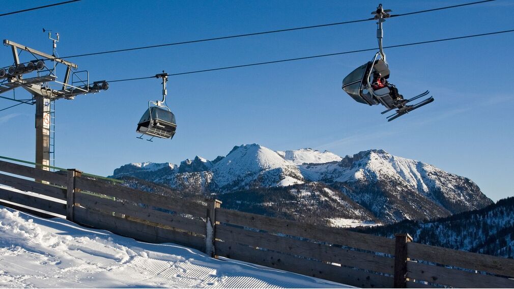 CH-Express 4er-Sessel im Skigebiet Christlum