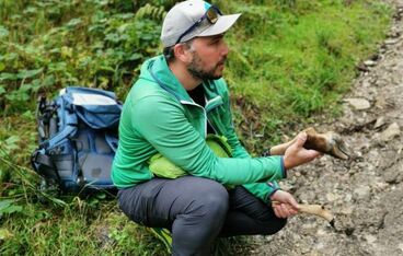 Exclusive ranger-guided nature hike Exclusive ranger-guided nature hike