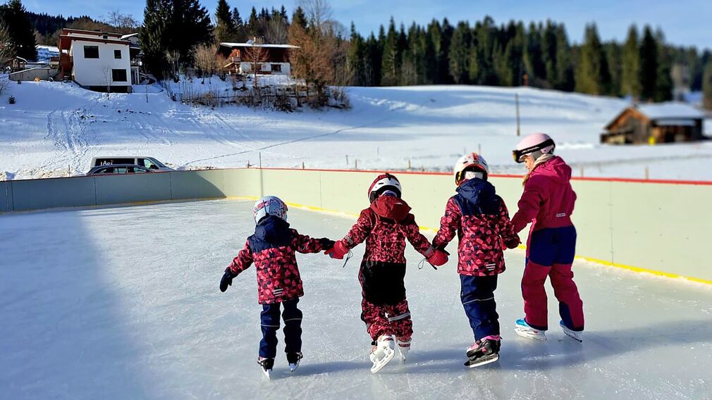 der Eislaufplatz in Achenkirch