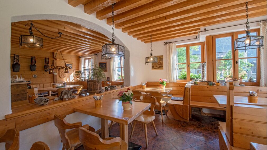 gemütliche Einkehr in der Rasthütte Eng Alm