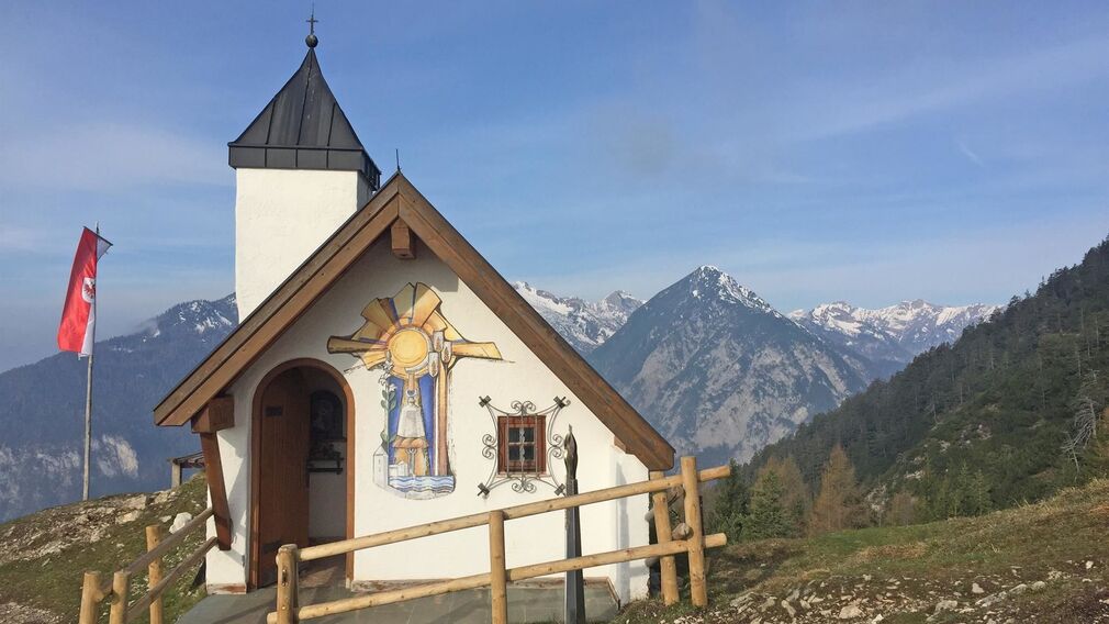 Notburga Kapelle neben der Astenau Alpe
