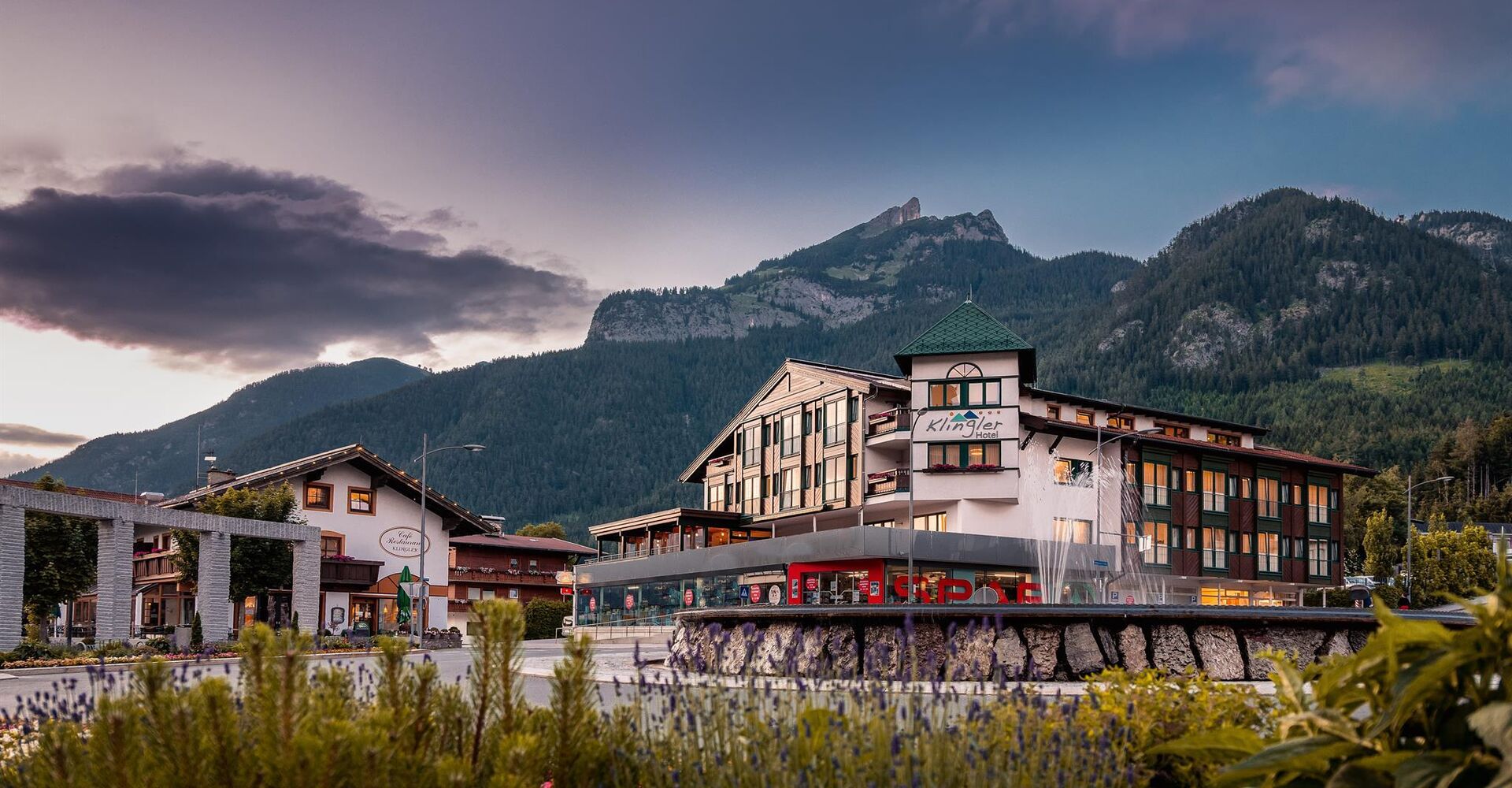 Hotel Klingler - Außenaufnahe im Sommer