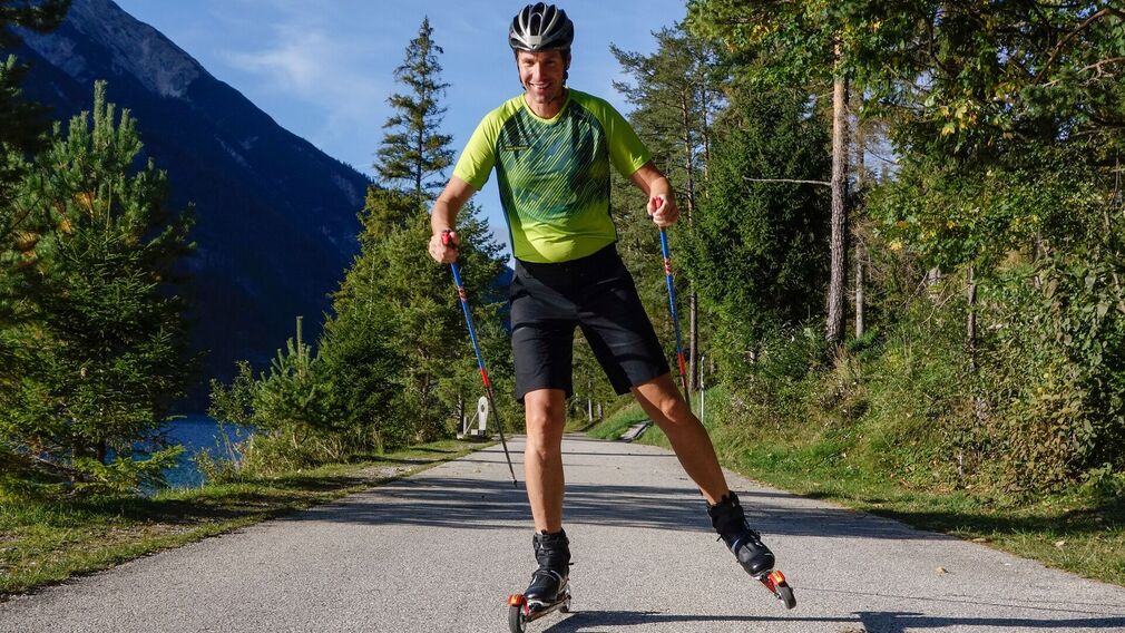 Skirollern entlang des Seeuferweges von Maurach nach Achenkirch
