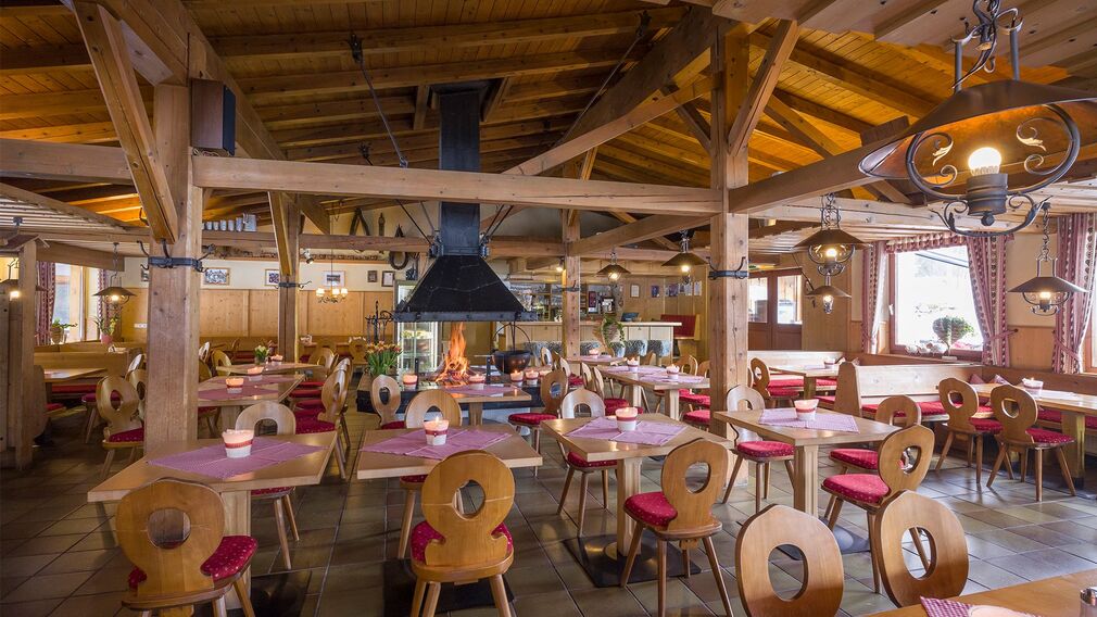 Langlaufstüberl terrace with a view of the Karwendel