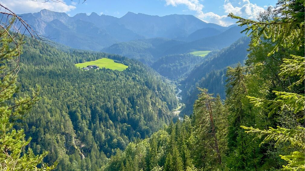 auf dem Weg zur Gufferthütte