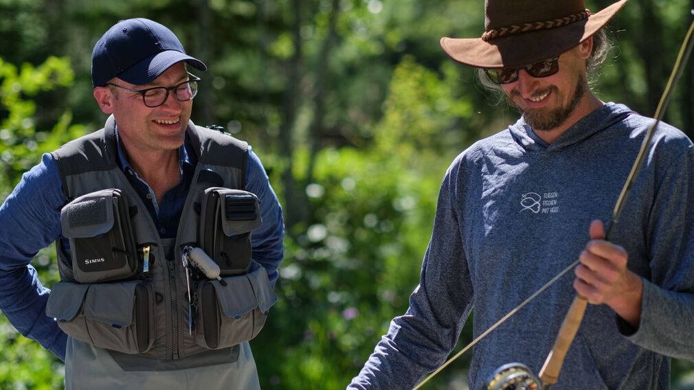 Logo Fliegenfischen mit Herz