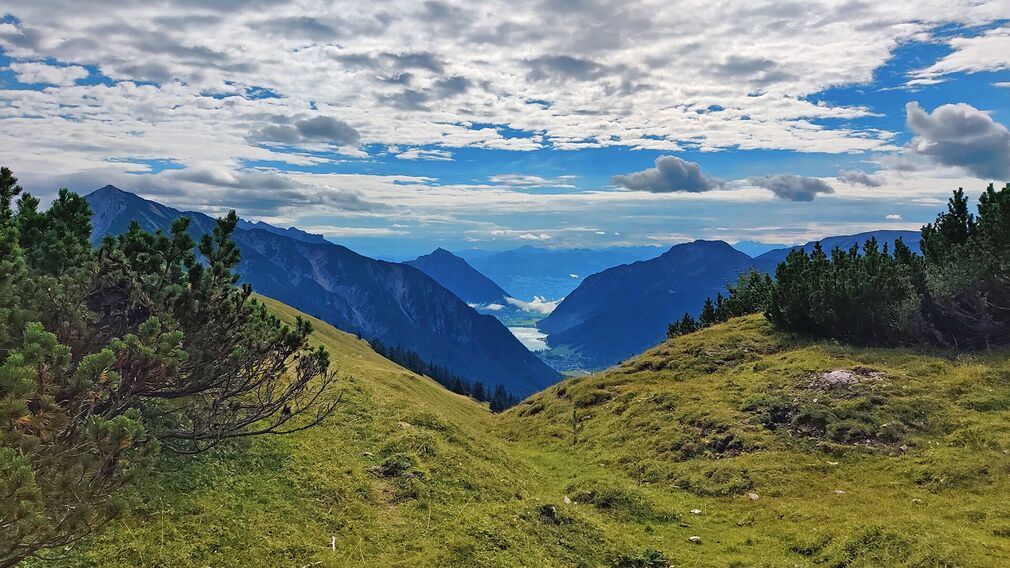 das Alpengasthaus Pletzachalm im Naturpark Karwendel in Pertisau